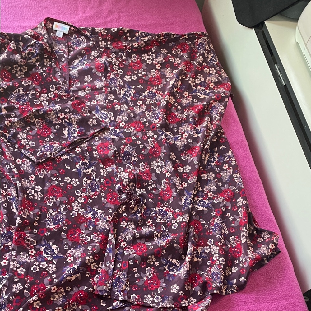 LuLaRoe Women's Floral Maxi Top - Red and Purple